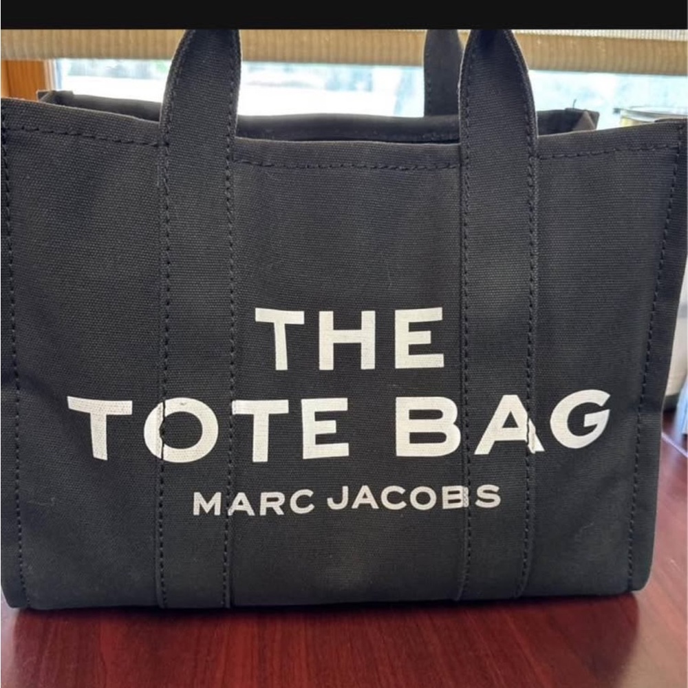 Marc Jacobs Black Canvas Tote Functional Minimalist Design